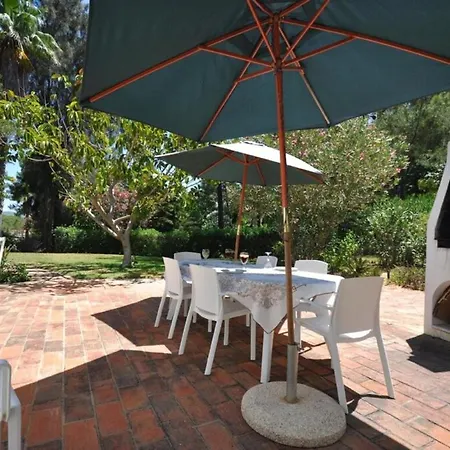 Fantastic Outdoor Area, Private Pool, Tennis Court Golf Practice Facility Vila