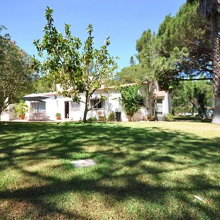 Fantastic Outdoor Area, Private Pool, Tennis Court Golf Practice Facility *